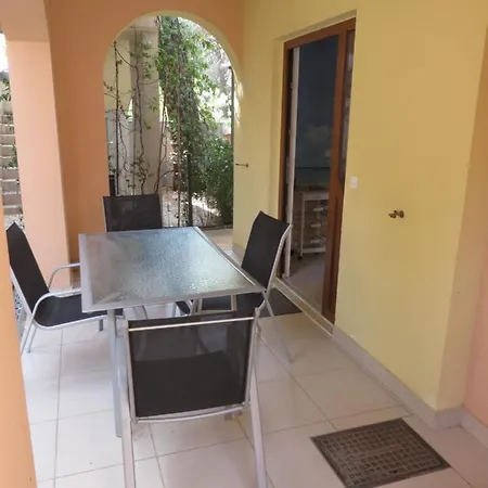 Soline Beach 4 Bedroom Holiday Dom wakacyjny Biograd Na Moru