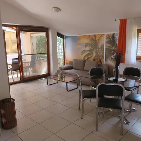Soline Beach 4 Bedroom Holiday