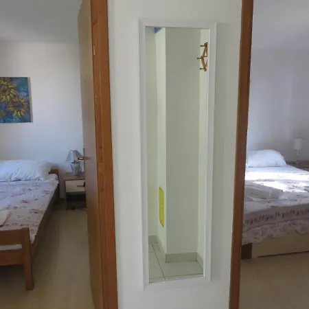 Soline Beach 4 Bedroom Holiday Dom wakacyjny Biograd Na Moru