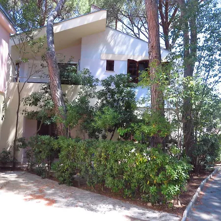 Soline Beach 4 Bedroom Holiday * Biograd Na Moru