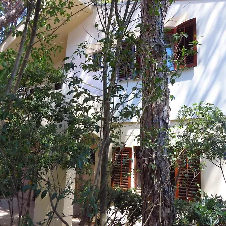 Soline Beach 4 Bedroom Holiday *