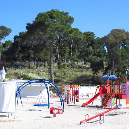 Soline Beach 4 Bedroom Holiday *